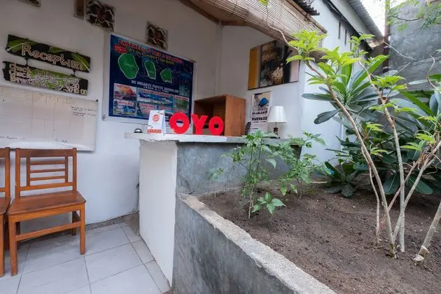 OYO 1661 Gili Hill Cottage - Lobi