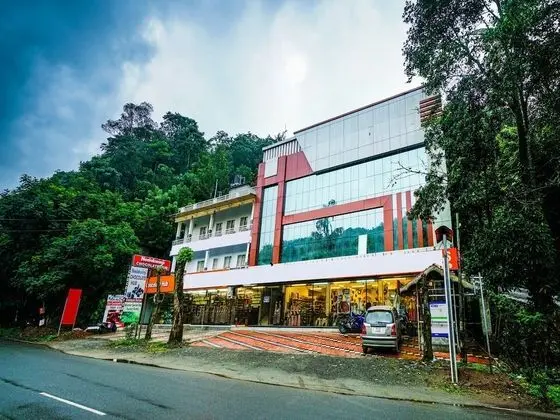 OYO 16617 Rayan Residency