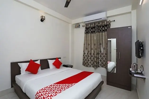 OYO 16708 Sada Shiv Guest House