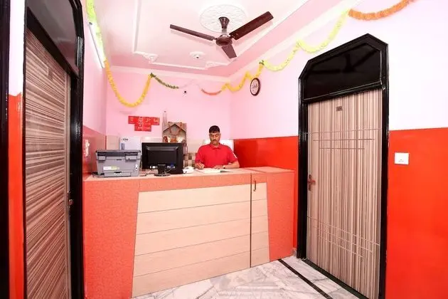 OYO 16715 Hotel City Luxury 45 - Lobi