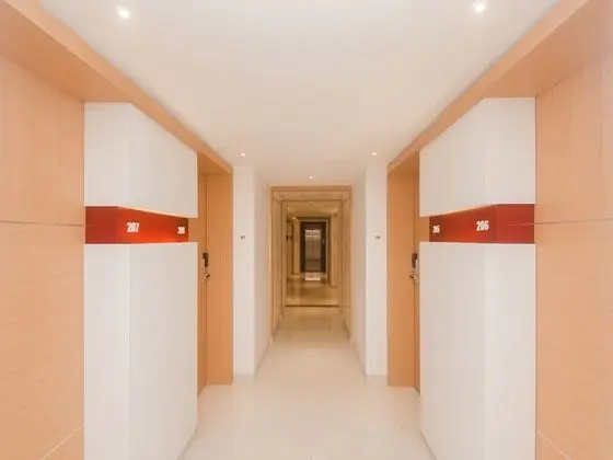 OYO 16718 Hotel Aditya Residency - Lobi