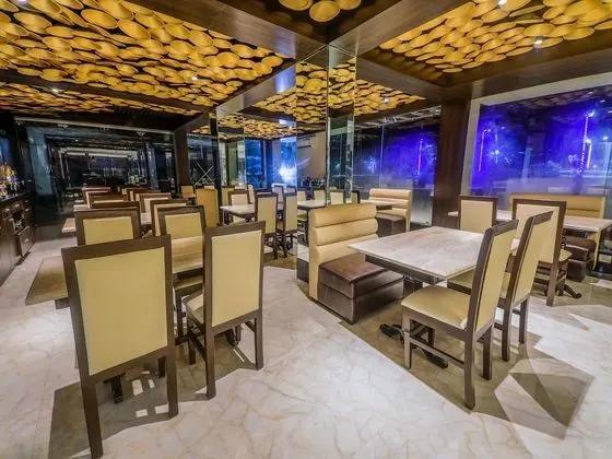 OYO 16719 Airport Guest House - Yerinde Yemek