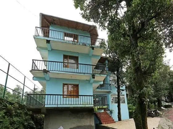 OYO 16895 Holiday Homes