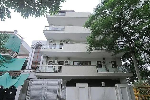 OYO 16953 The Grace Residency