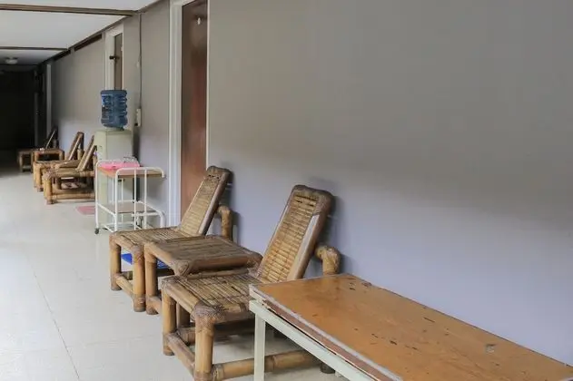 OYO 1710 Hotel Budi Famili 2 Syariah - Lobi