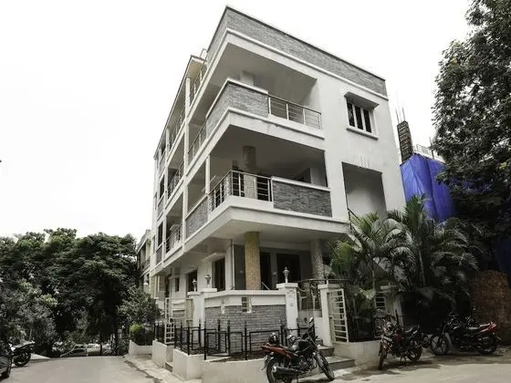 OYO 17206 Maanne Hospitality Services