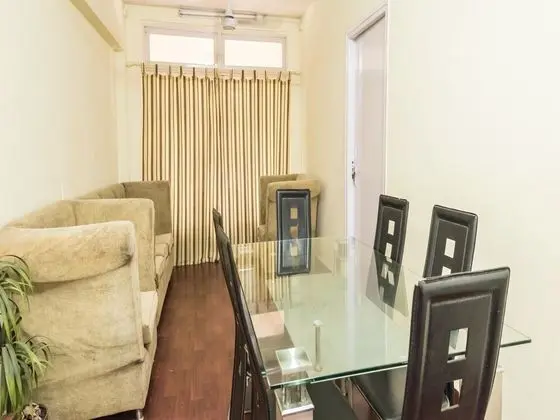 OYO 1724 Shivam Apartment - Yerinde Yemek