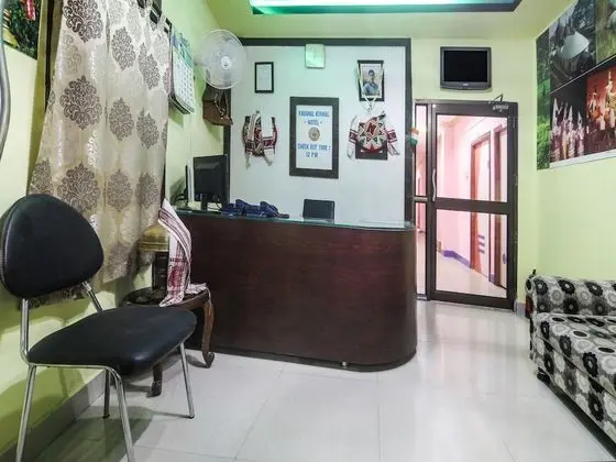 OYO 17255 Hotel Kanika Inn - Lobi