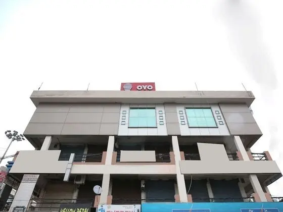 OYO 1732 Hotel The days Inn