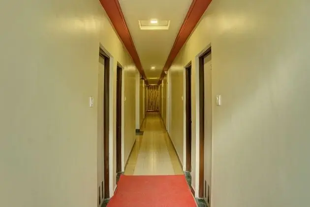 OYO 17342 Aditya Service Apartment - Lobi