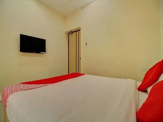 OYO 17355 Shri Sai Homestay - Oda