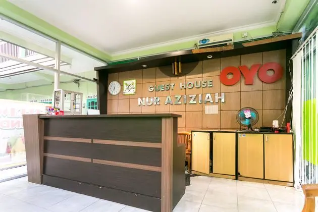 OYO 1745 Guest House Nur Aziziah 2 - Lobi