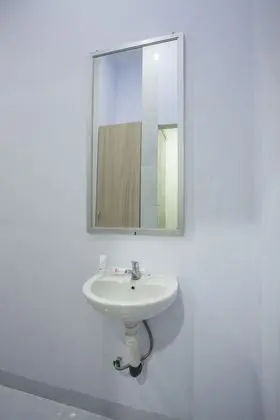 OYO 1764 Sopou Penginapan Rinal & Tuah - Banyo Tipleri