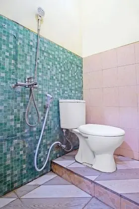 OYO 1804 Pemondokan Alvaro 2 - Banyo Tipleri