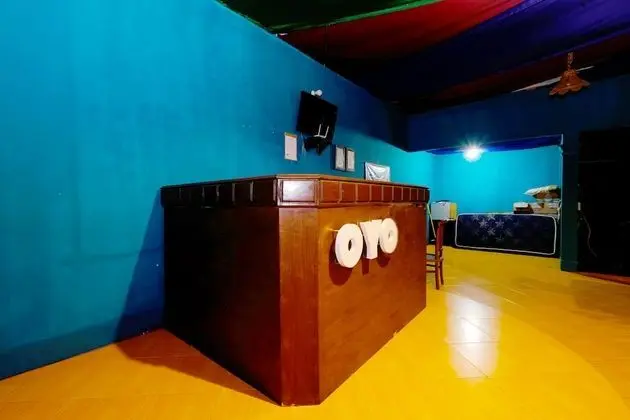 OYO 1835 Surya Mandalika Hotel - Lobi