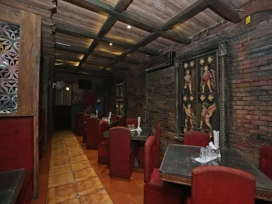 OYO 18362 Hotel Jai Maa Durga - Yerinde Yemek