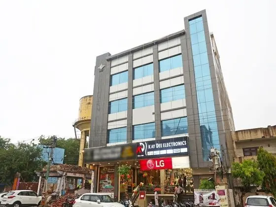 OYO 18422 Central Grand
