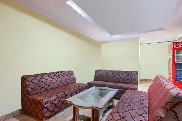 OYO 18510 Hotel Sri Venkateshwara - Lobi
