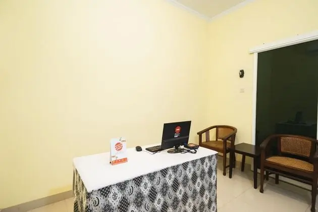 OYO 1855 Elise Exclusive Residence - Lobi