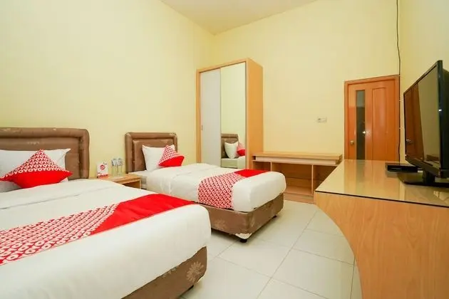 OYO 1857 Wonoboyo Residence