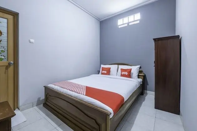 OYO 1859 Rancabali Residence