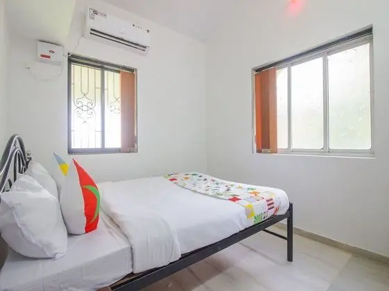 OYO 18657 Home Comfortable 2BHK Alodna - Oda