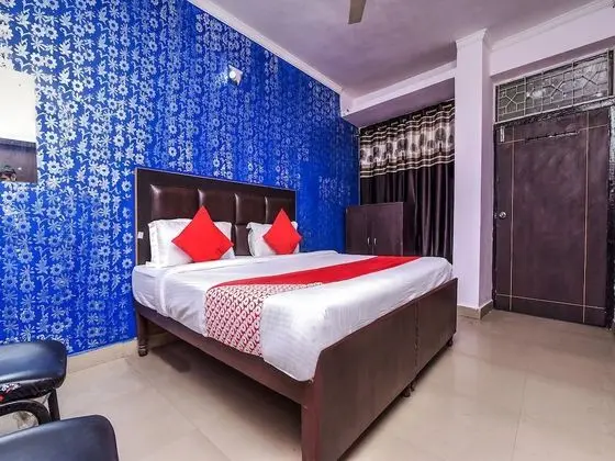 OYO 18677 Airport Princess