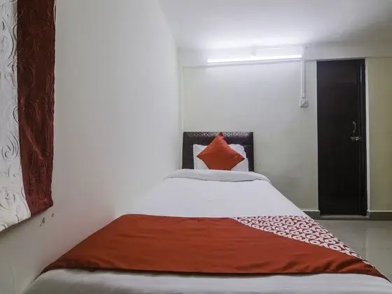 OYO 18759 Nirvana Guest House - Oda