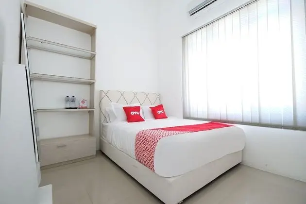 OYO 1888 Griya RW Family Guest House - Oda