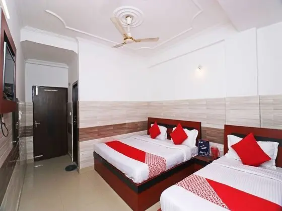 OYO 18916 Shyam Residency