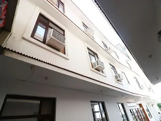 OYO 18916 Shyam Residency - Dış Mekan