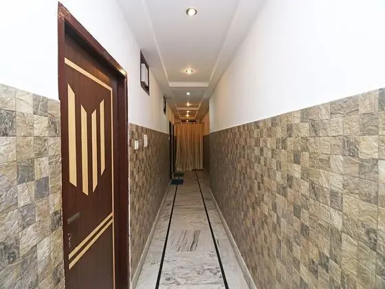 OYO 18916 Shyam Residency - Lobi