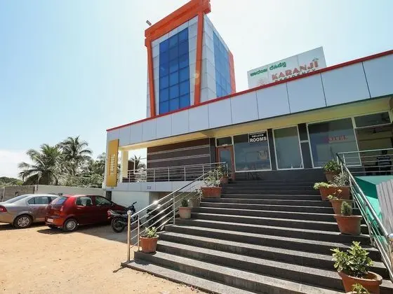 OYO 18929 Karanji Residency