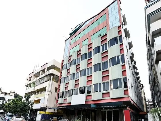 OYO 18993 Hotel Jyoti Swaroopa - Dış Mekan
