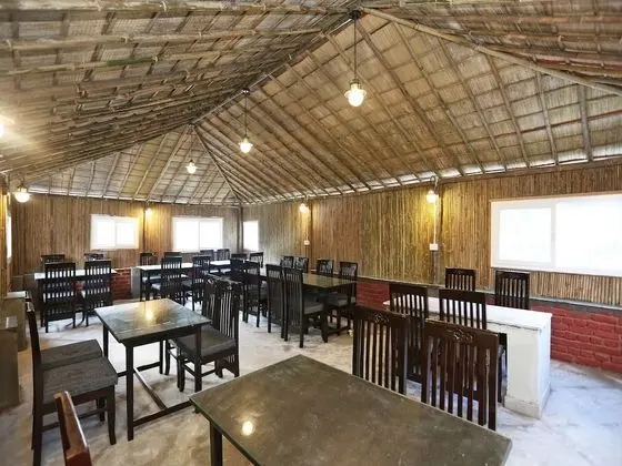 OYO 19001 Home Elegant Stay Bhowali - Yerinde Yemek