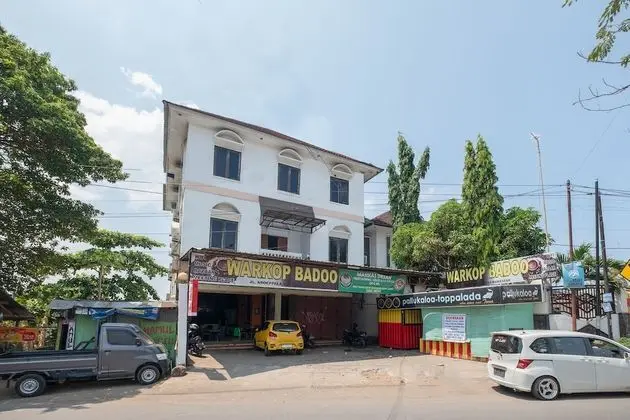 OYO 1906 Zhafira Guest House Syariah