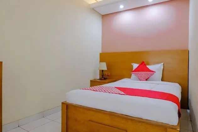 OYO 1937 Jakarta 32 Family Homestay - Oda