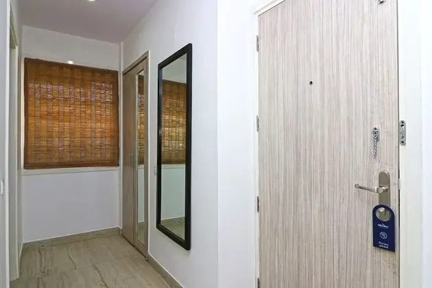 OYO 19389 SilverKey Rajouri Garden - İç Mekan