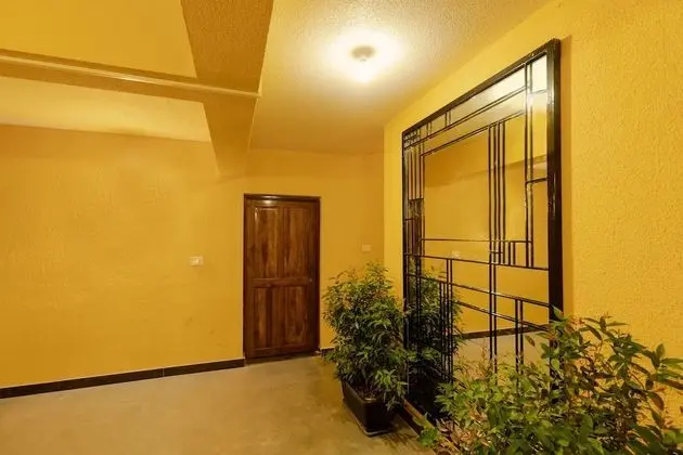 OYO 19503 Home Designer 2BHK Arpora - İç Mekan