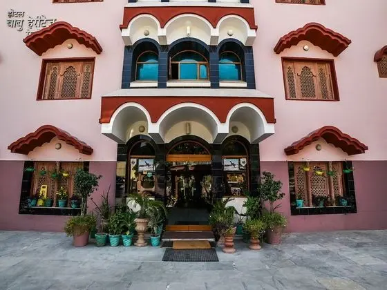 OYO 19527 Hotel Babu Heritage