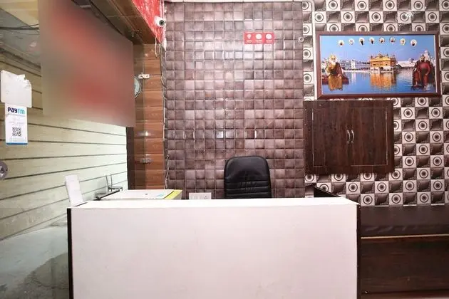 OYO 19565 Hotel Galaxy - Lobi
