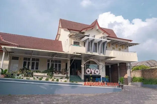 Oyo 1962 Anugerah Wisata Hotel