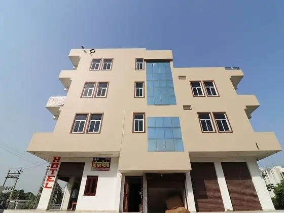 OYO 19827 Shree Ram Palace