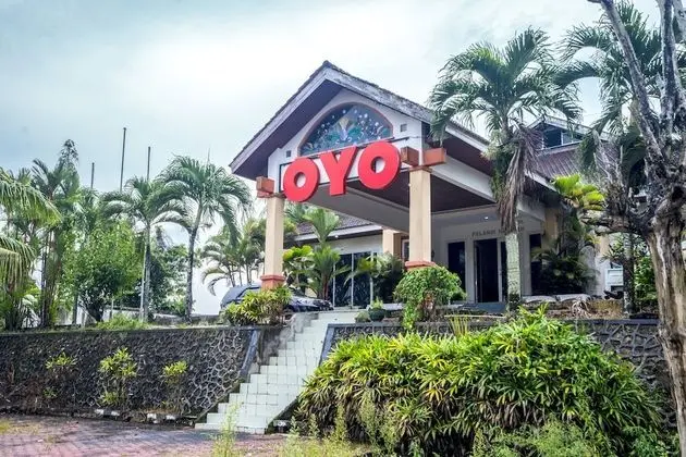 OYO 1989 Hotel Pelangi Harapan