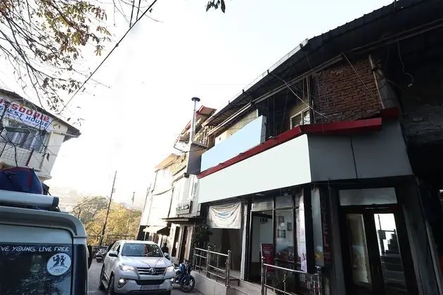 OYO 19947 Akanksha Anand Plaza