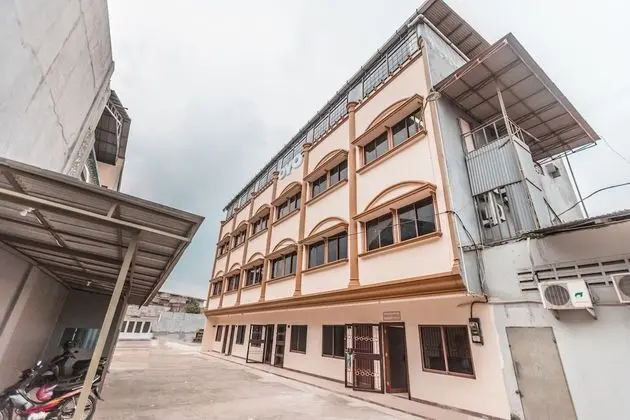 OYO 2034 Eden Guest House