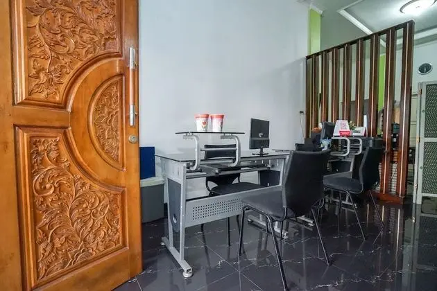 OYO 2036 Afifah Homestay Syariah - Lobi