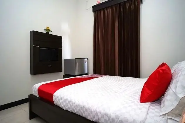 OYO 2038 Jasmine Guest House Balikpapan - Oda