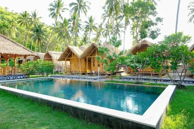 OYO 2039 Cici's Bungalow - Havuz