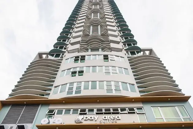 OYO 207 Bay Area Suites